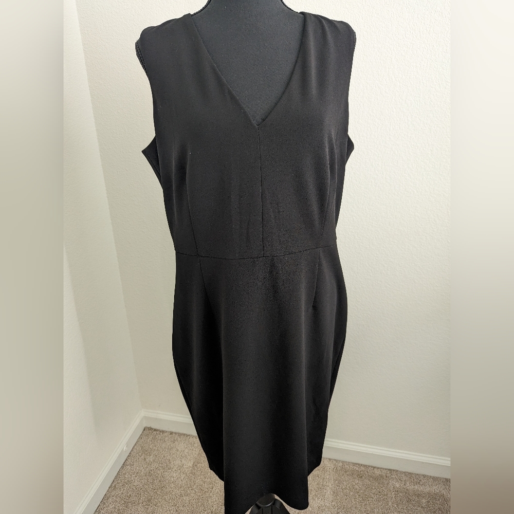 Calvin Klein Size 14 Black Dress